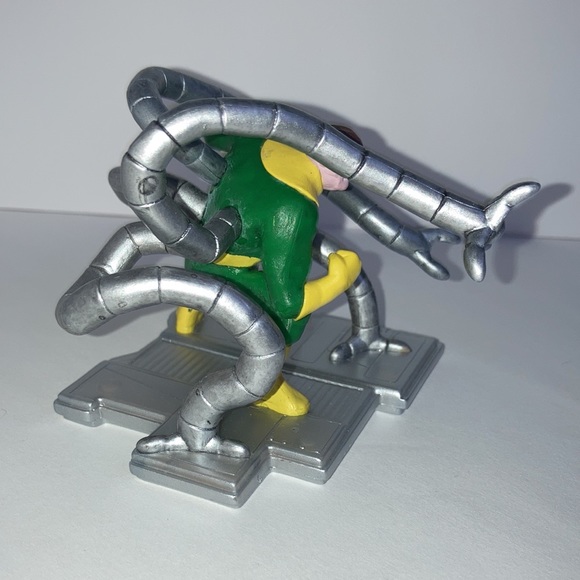 Marvel Spider-Man Doc Ock - Picture 3 of 7